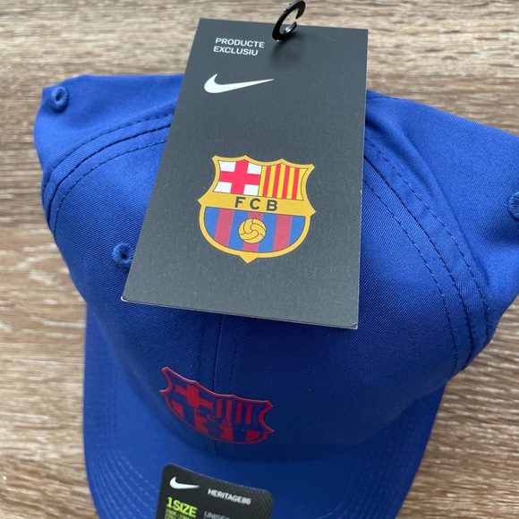Nike FC Barcelona Hertiage 86 Official Hat Cap Adjustable - Picture 2 of 6